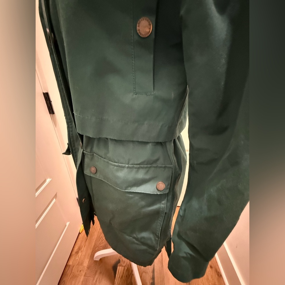 Pendleton. Vintage Forest Green Medium Weight Raincoat. Size XS. - Picture 9 of 16